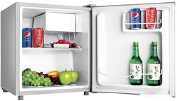 Однокамерный холодильник BBK RF-049 - фото